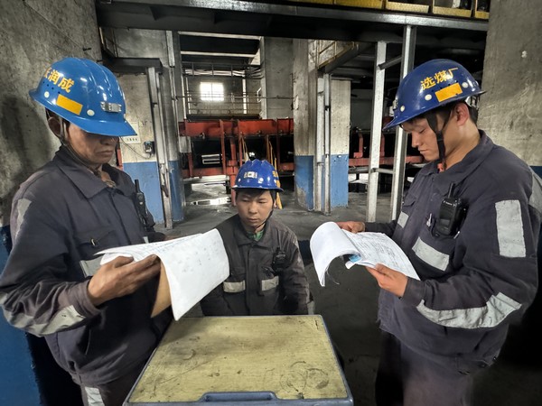 陜煤建設(shè)洗選煤運營公司紅柳林洗煤廠項目部：從細、從精、從深做好生產(chǎn)安全工作