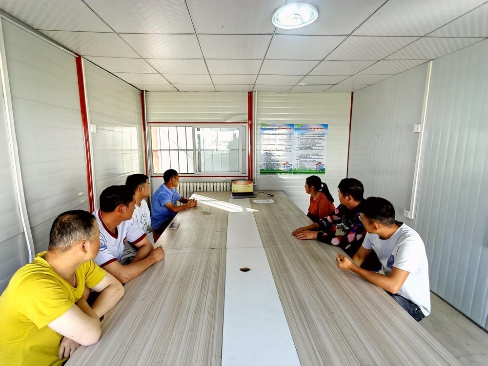 陜煤建設銅煤公司第十三項目部： 答好應試卷，不懼“熱”烤驗