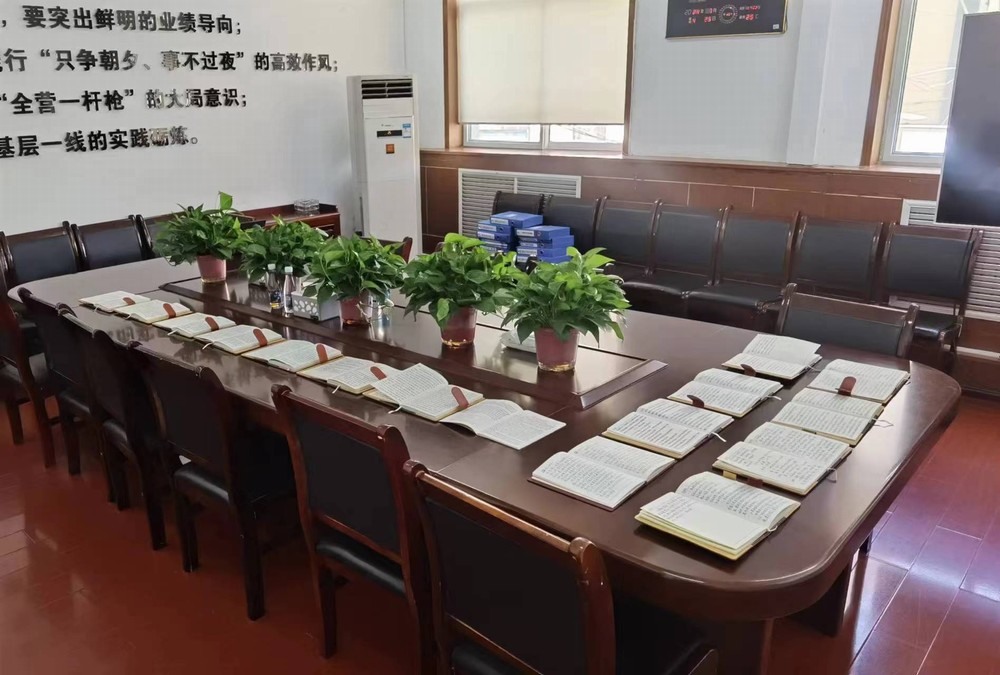 陜煤建設(shè)機(jī)電安裝公司：學(xué)習(xí)筆記“曬”出來，學(xué)風(fēng)建設(shè)“展”風(fēng)采