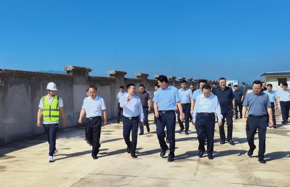 陜煤建設(shè)綠宇公司：咸陽市委常委、副市長羅軍蒞臨陜煤建設(shè)綠宇公司承建的淳化縣殯葬服務(wù)設(shè)施建設(shè)項目指導工作