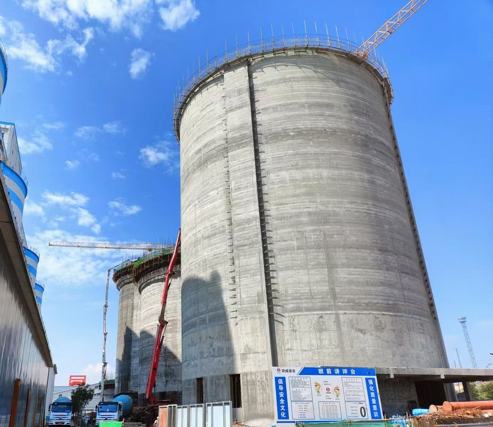 陜煤建設第二直屬項目部：金秋施工熱潮涌，奮楫揚帆啟新程