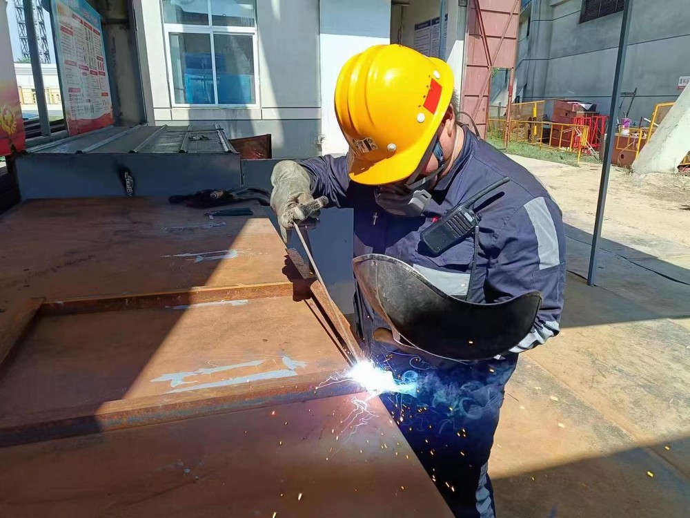 陜煤建設(shè)洗選煤運(yùn)營(yíng)公司神渭蒲城運(yùn)營(yíng)項(xiàng)目部：“一線奮斗者” 平凡崗位彰顯責(zé)任擔(dān)當(dāng)