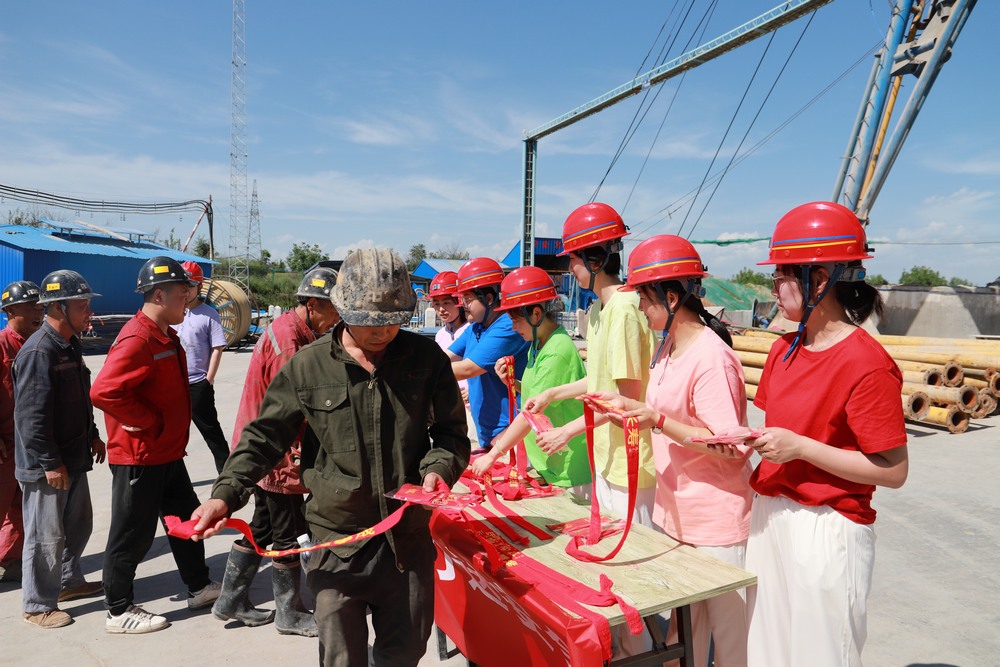 陜煤建設礦建二公司黨支部品牌建設“亮”點十足