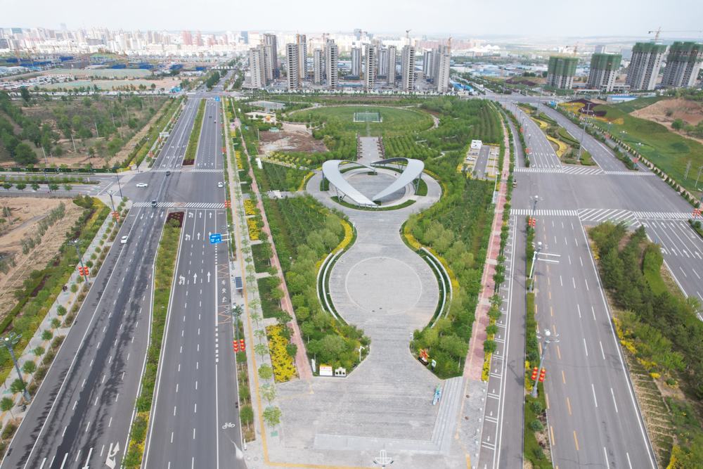 陜煤建設(shè)榆林公司承建的科創(chuàng)新城同慧公園項目順利通過竣工驗收