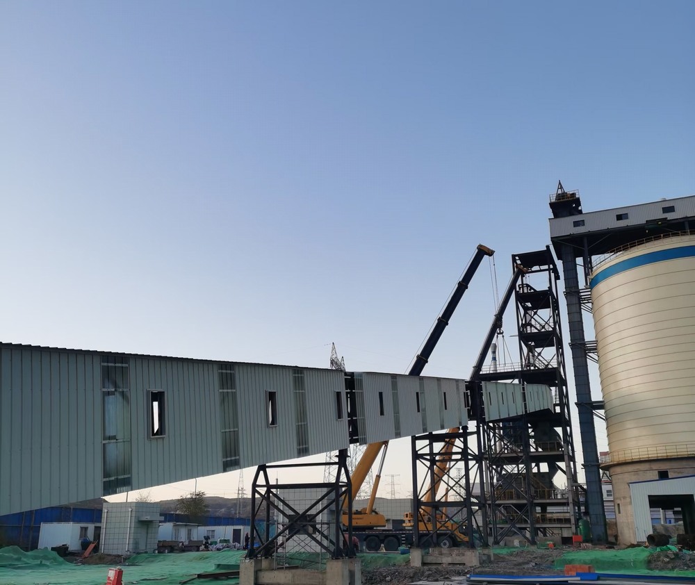 陜煤建設(shè)天工公司土建第二十五項目部：細化“人、材、機”管理，助力棧橋順利吊裝