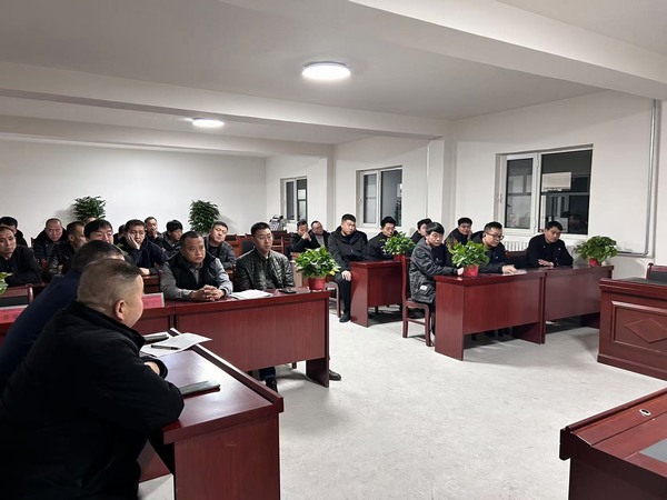 陜煤建設(shè)煤礦運營服務(wù)分公司：“零三違”實踐見成效，班組安全管理再上新臺階