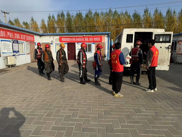 陜煤建設(shè)渭南分公司第二安裝項目部多向發(fā)力 織密“安全網(wǎng)”