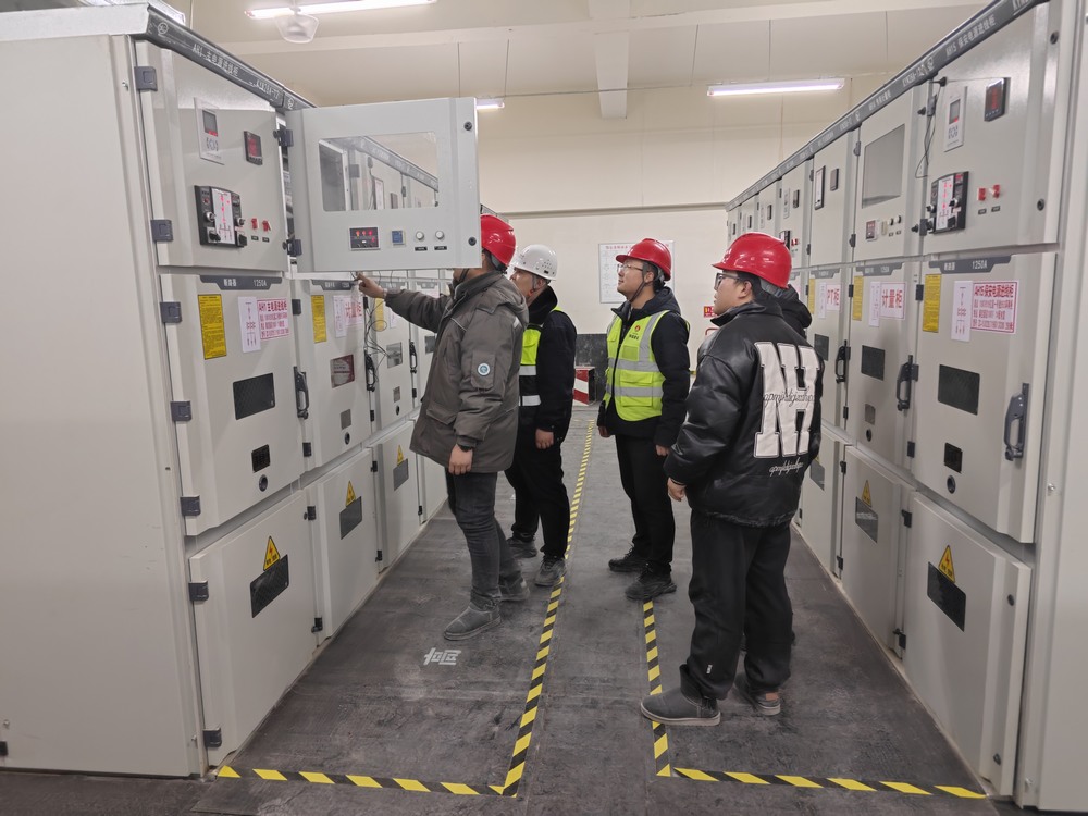 陜煤建設(shè)銅煤公司泰寶酒店式公寓項目“喜迎”送電 展現(xiàn)高效執(zhí)行力。