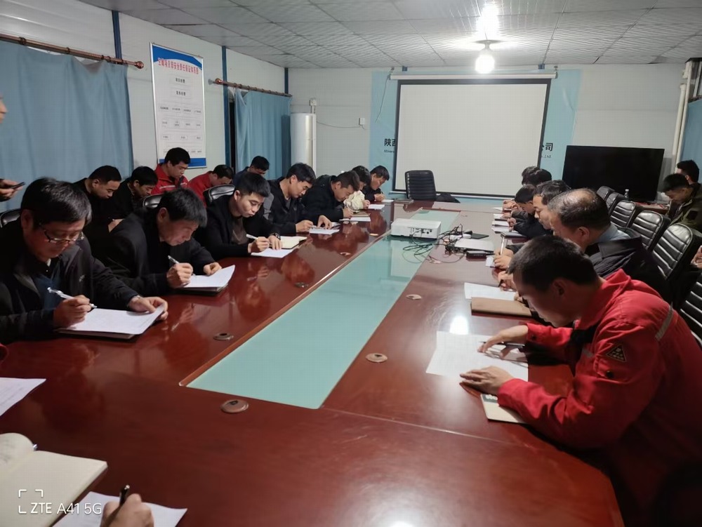 陜煤建設(shè)礦建二公司安裝項(xiàng)目部：安全“從頭”開始，筑牢安全防線