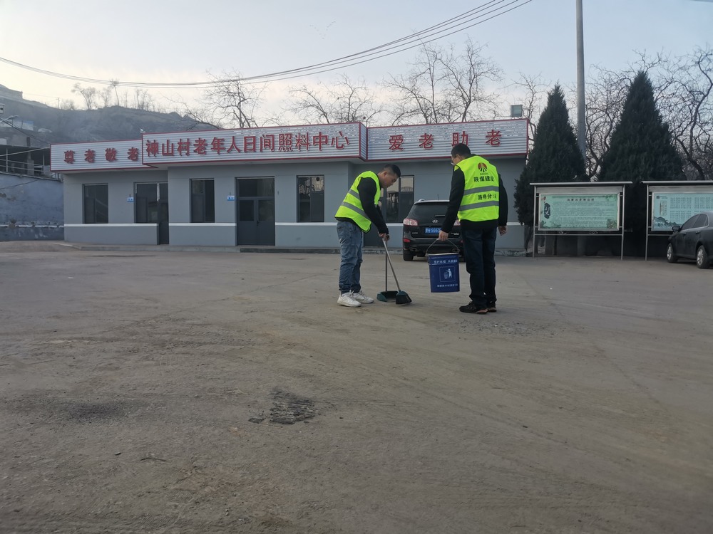 陜煤建設路橋分公司：學雷鋒，三月春“鋒”暖人心