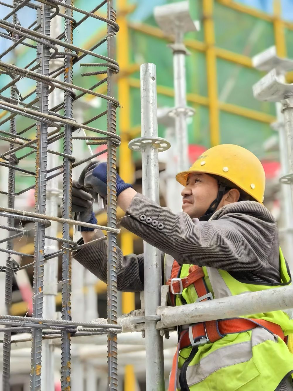 陜煤建設(shè)天工公司土建第九項目部：春風(fēng)勁吹施工忙，李家溝風(fēng)井項目加速前行