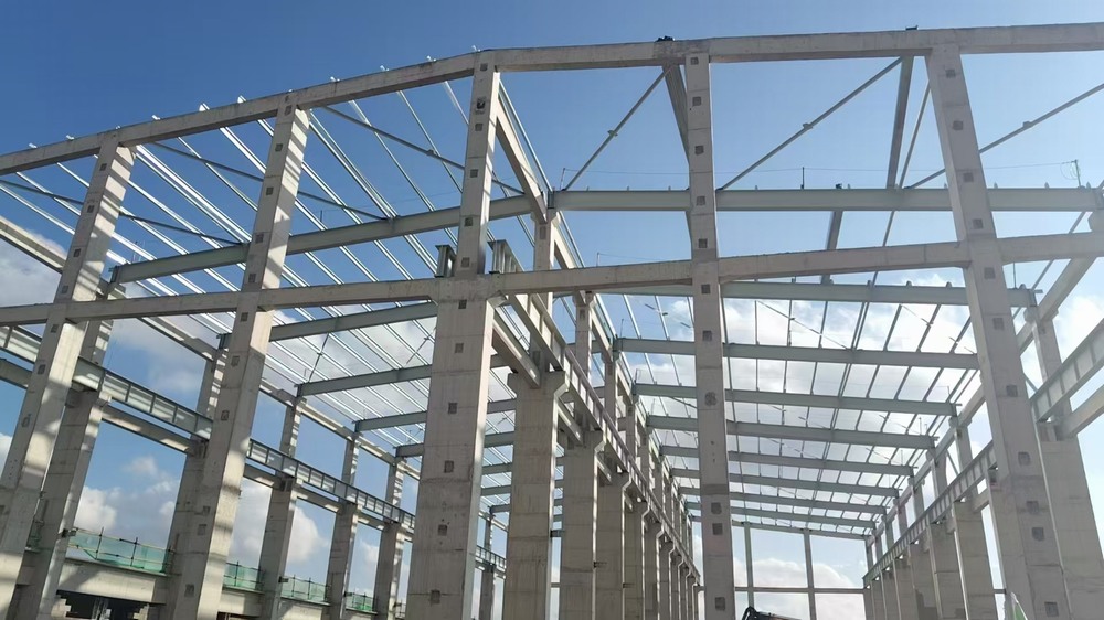 陜煤建設(shè)銅煤公司：施工黃金季捷報(bào)頻傳，重點(diǎn)項(xiàng)目節(jié)點(diǎn)“連環(huán)突破”