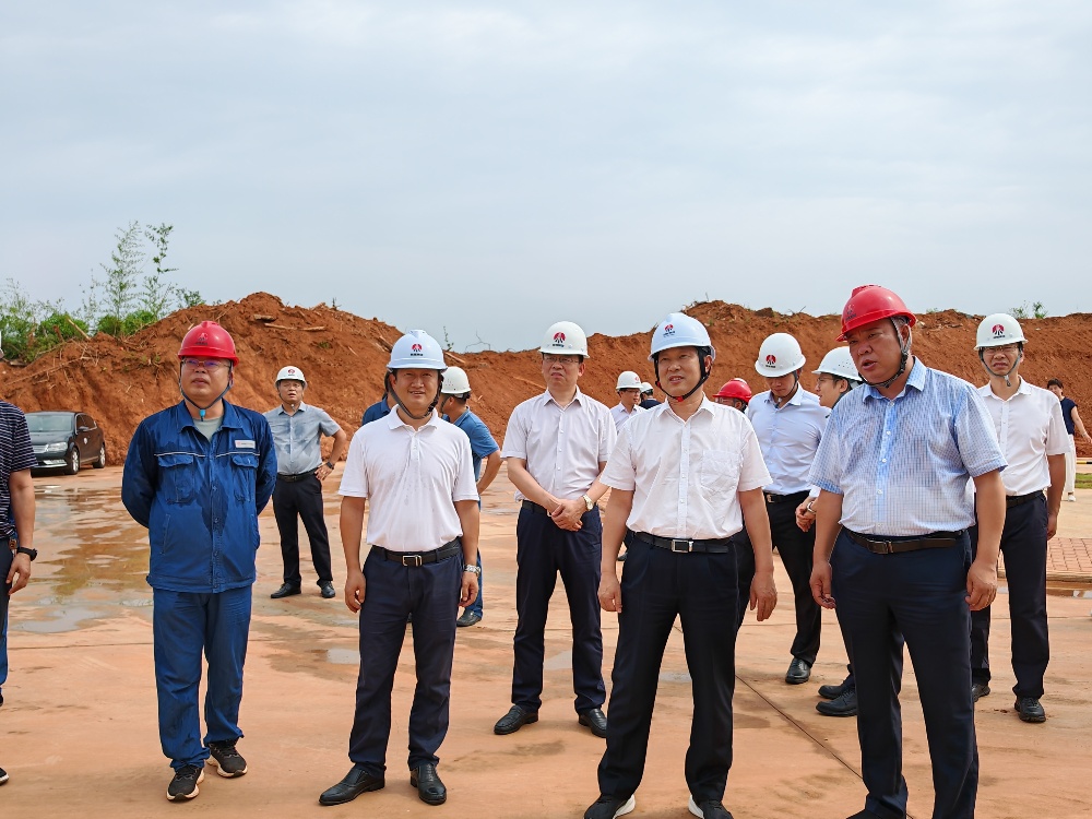 岳陽市委副書記、市長(zhǎng)李摯一行深入天工公司項(xiàng)目一線檢查指導(dǎo)