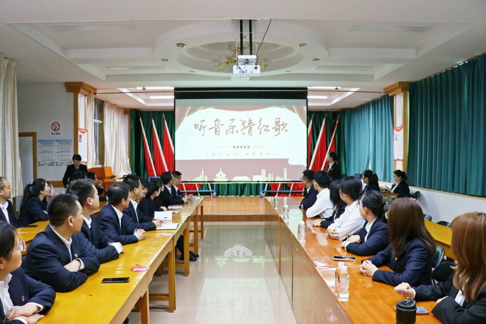 陜煤建設(shè)澄合分公司以文體盛宴禮贊國(guó)慶