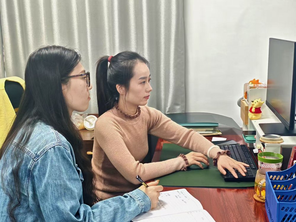 “賬”里春秋藏嚴(yán)謹(jǐn)，學(xué)中奮進(jìn)護(hù)發(fā)展