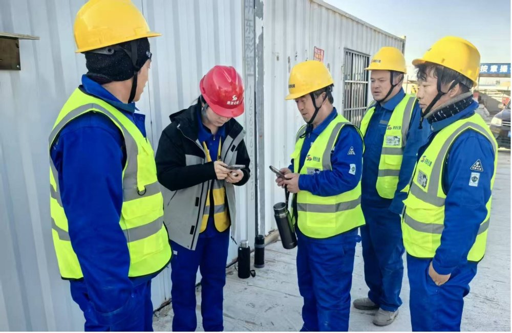 嚴抓實名管理，筑牢項目根基