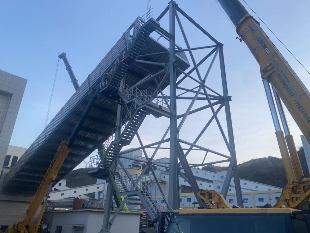 陜煤建設(shè)韓城分公司土建十一項目部：煤海筑廠忙節(jié)慶 攻堅奮進正當(dāng)時