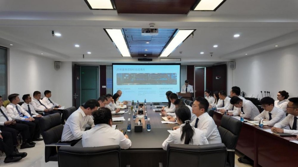 陜煤建設(shè)綠宇公司：召開2025年度中層管理人員述職考核大會