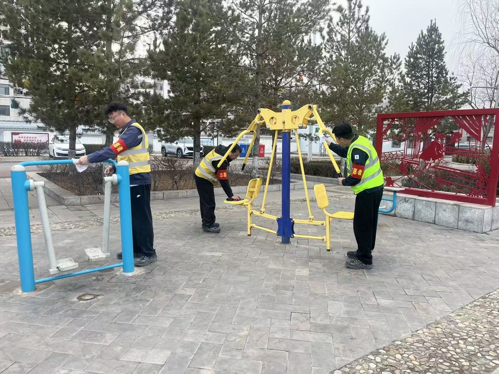 陜煤建設(shè)銅煤公司:雷鋒精神伴我行 志愿行動(dòng)顯擔(dān)當(dāng)